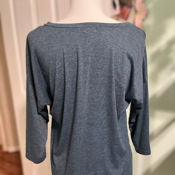 Sherosa Women Blue 3/4 Sleeve Tee Shirt Round Neck, Size M - Picture 3 of 4